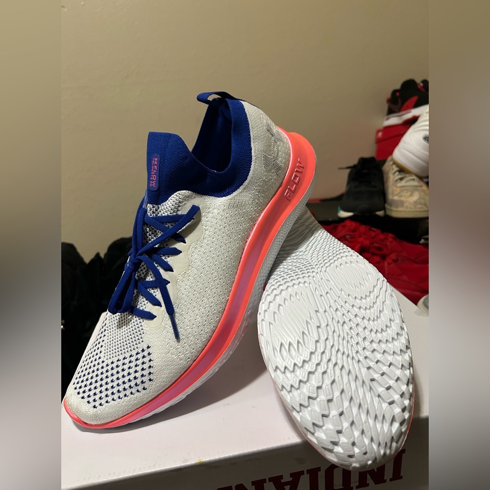 Under Armour FLOW Velociti SE CN 'White Blue Pink' 3025710-105 Men’s Sz 14 New